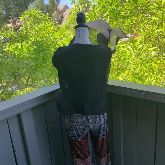 2-piece overlay blouse - Picture 3 of 4